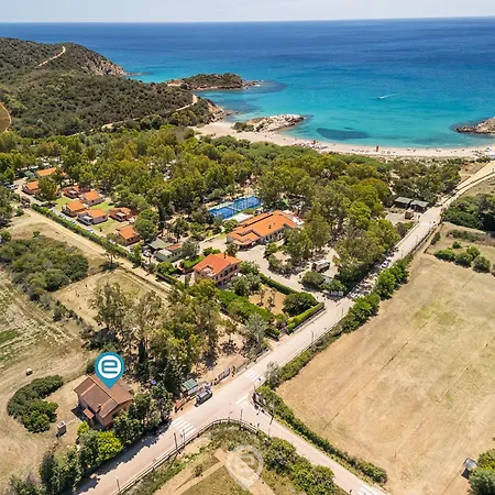 Su Portu Beach Retreat * Chia